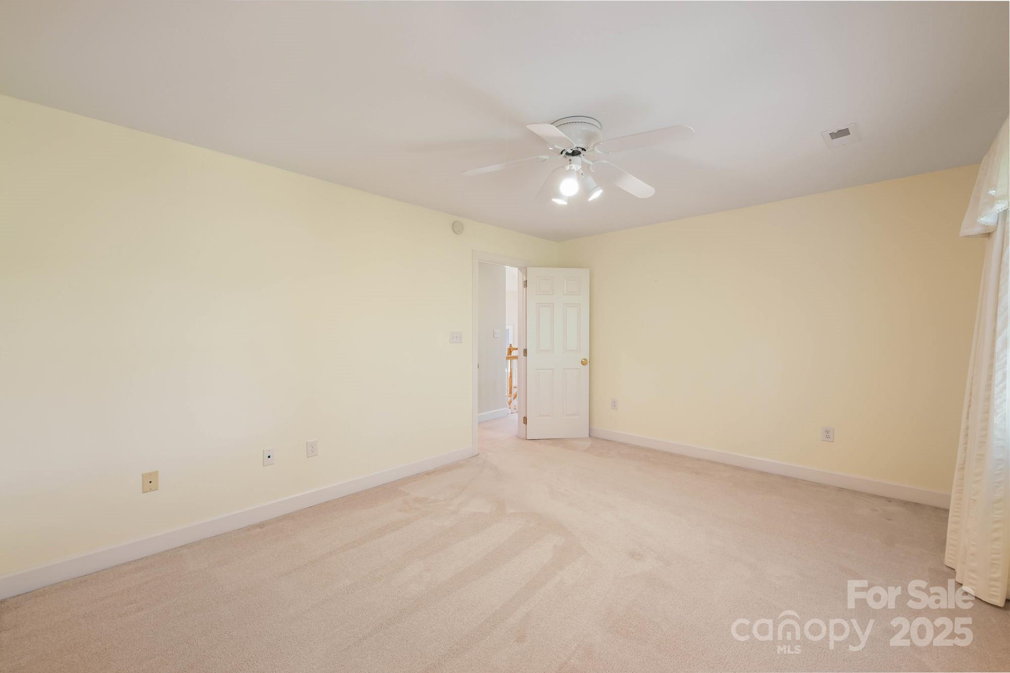 Tega Cay - Residential