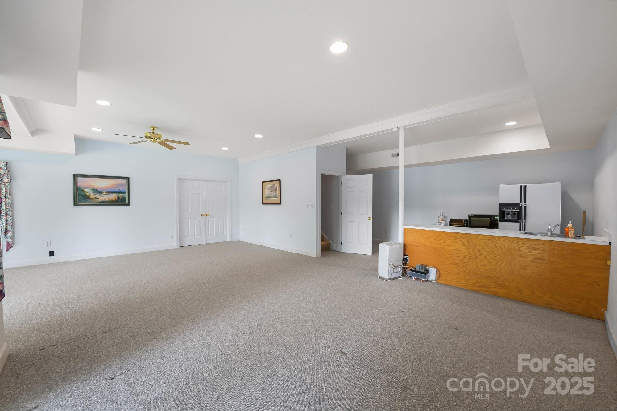 Tega Cay - Residential