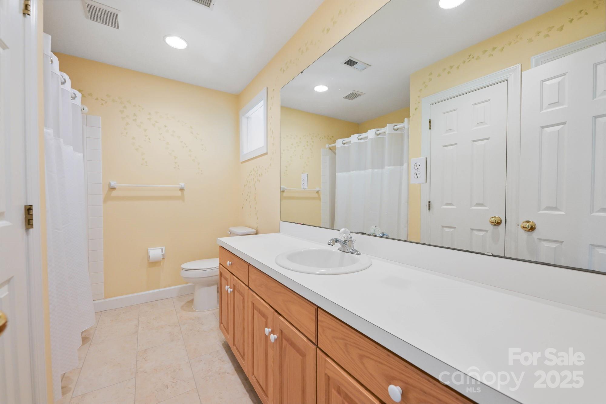 Tega Cay - Residential