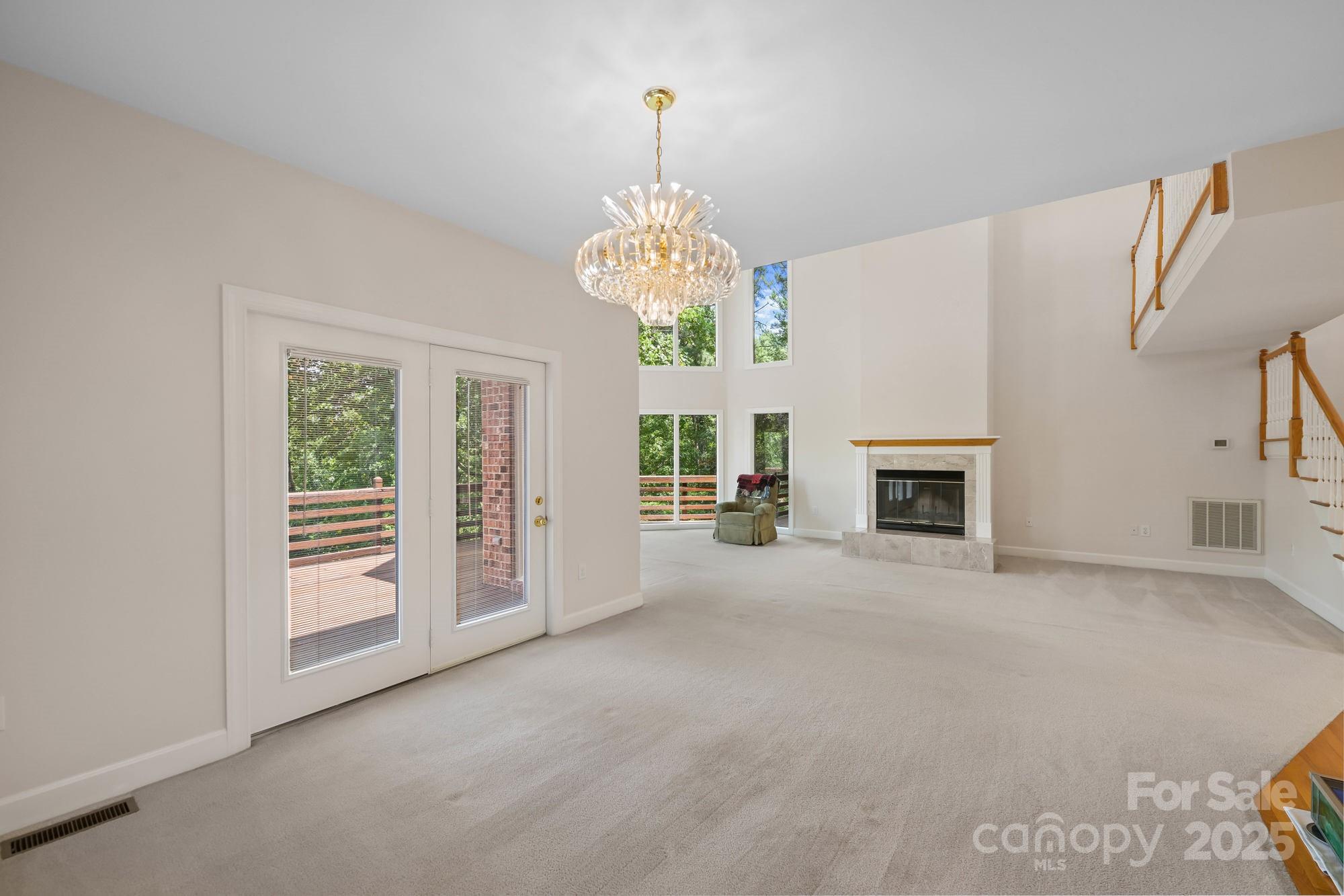 Tega Cay - Residential