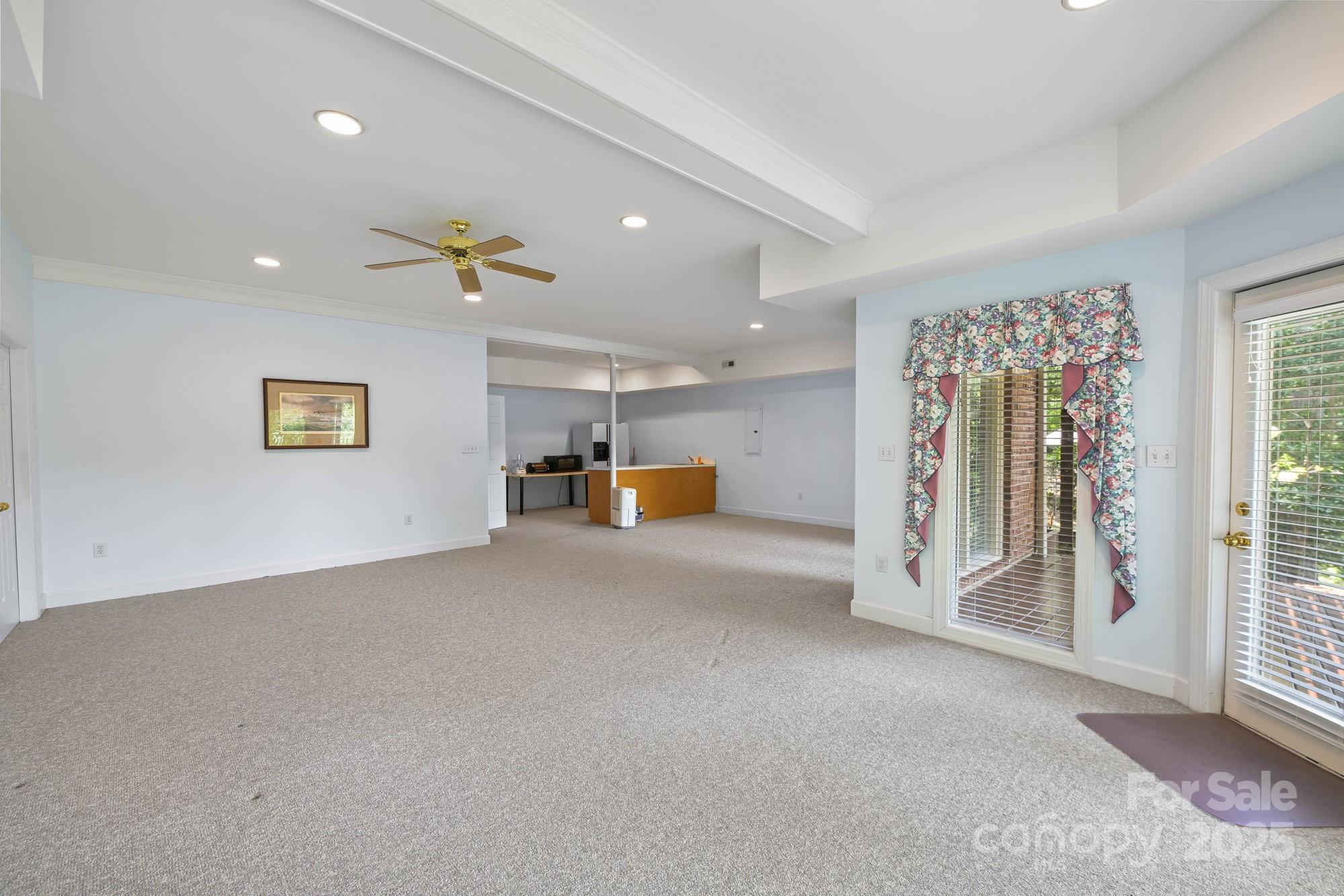 Tega Cay - Residential