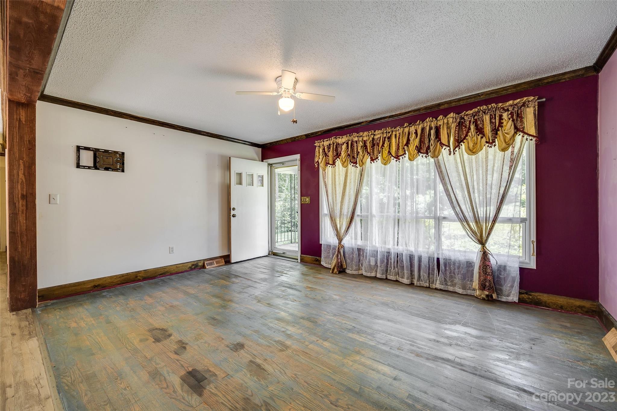 Eleanor Acres - Residential