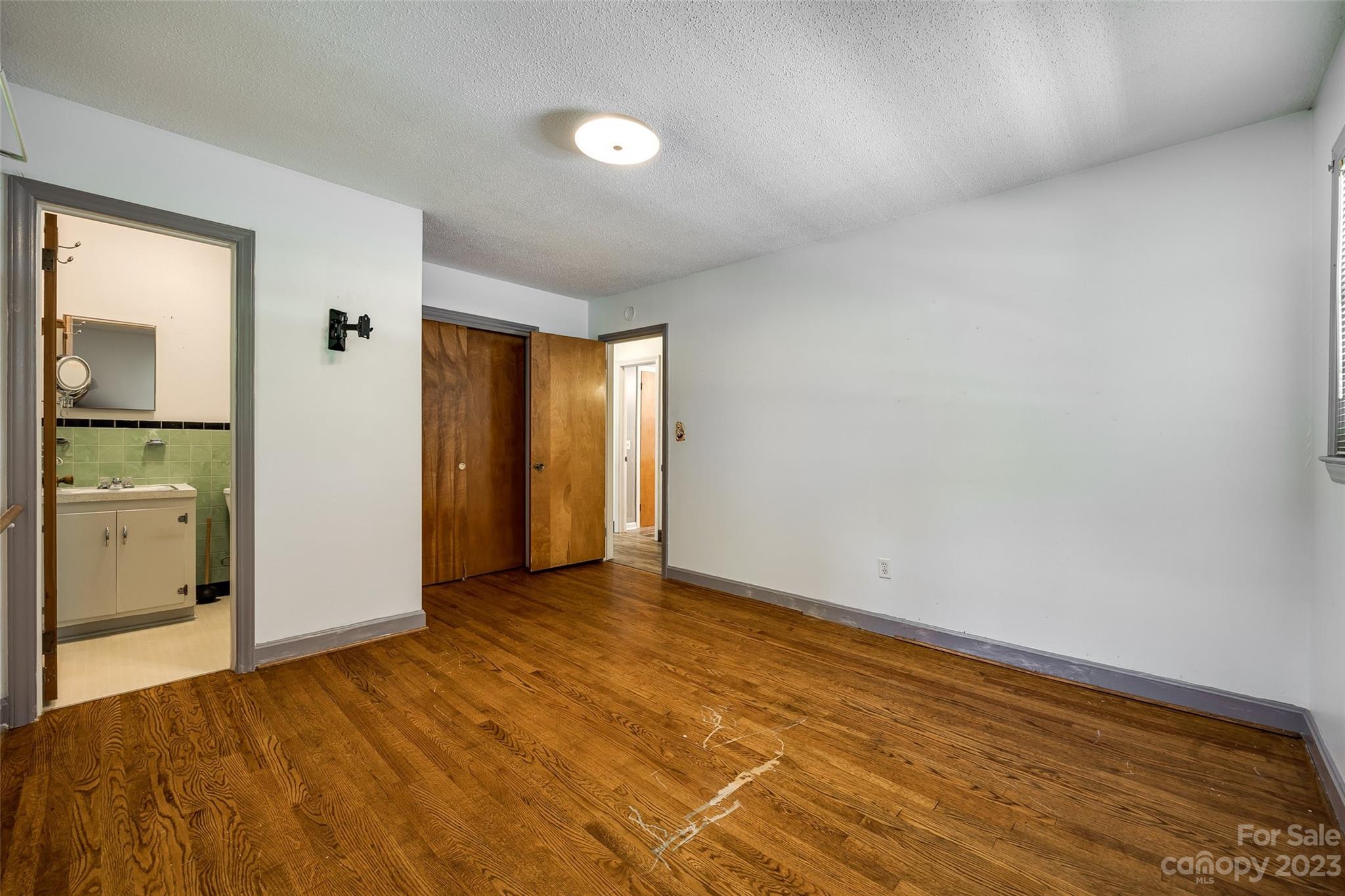 Eleanor Acres - Residential