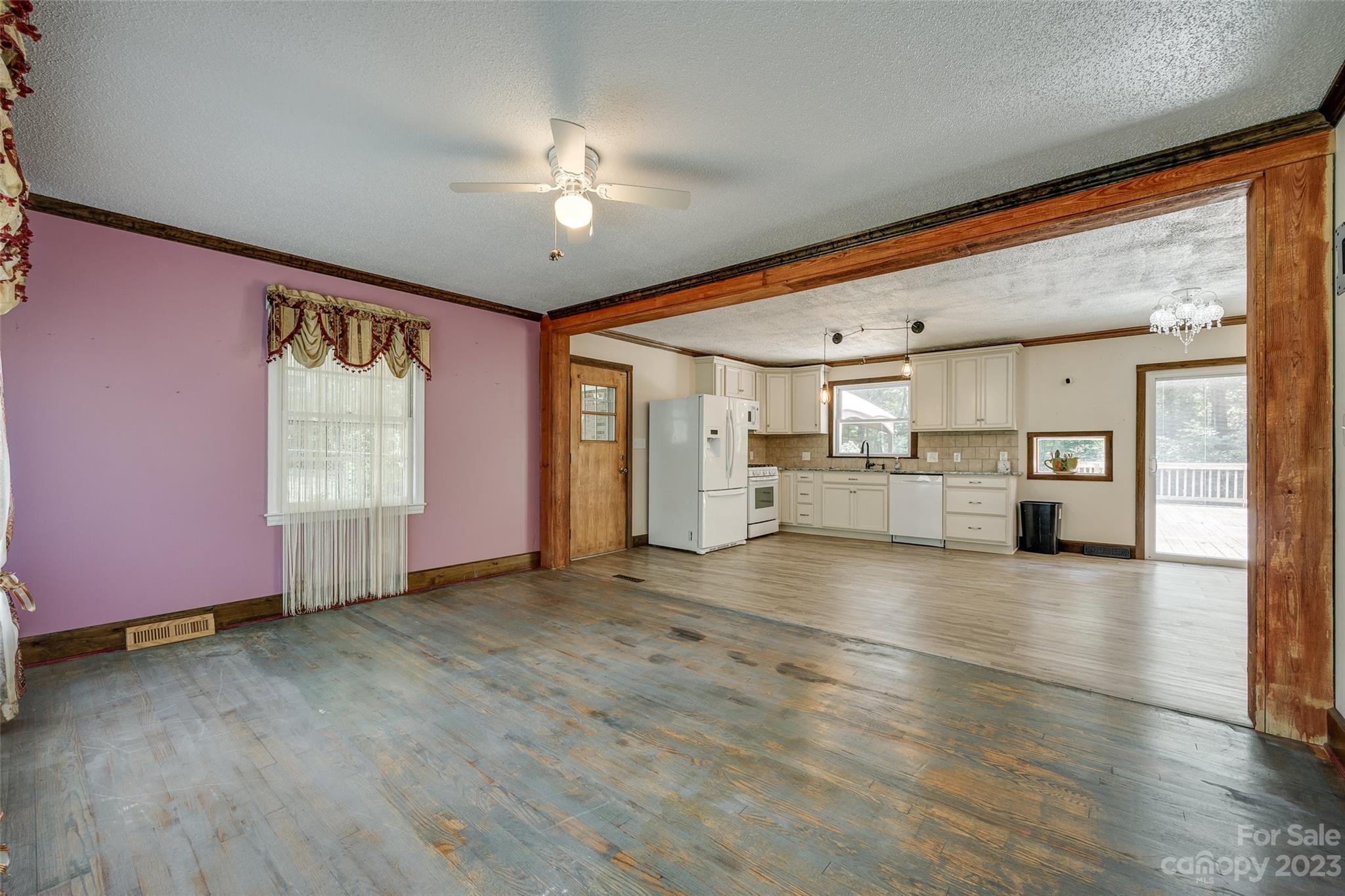 Eleanor Acres - Residential