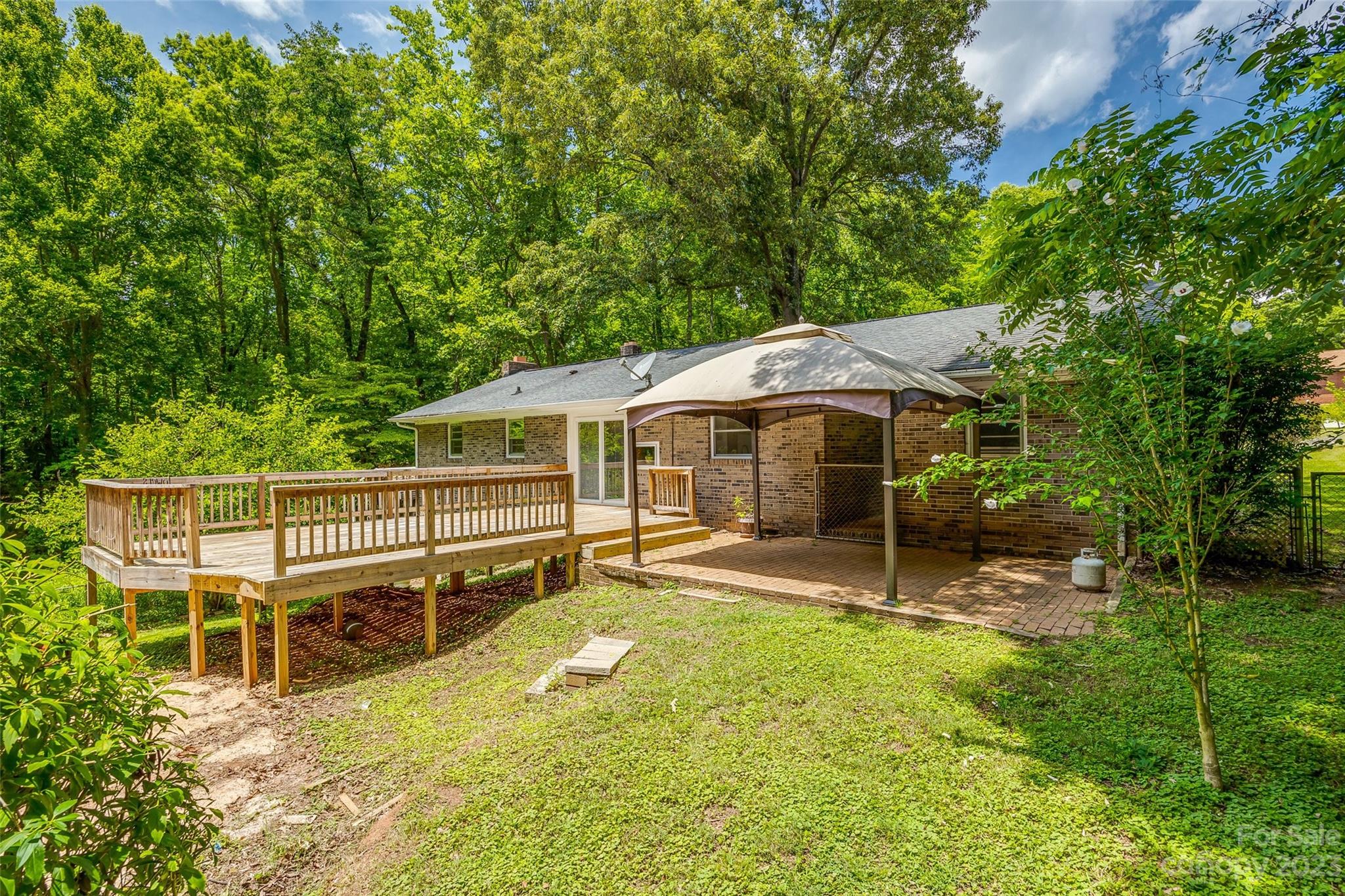 Eleanor Acres - Residential