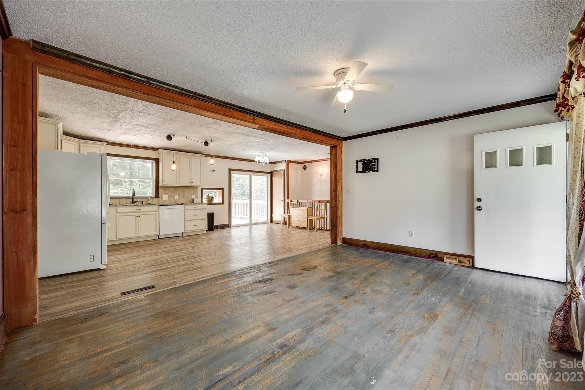 Eleanor Acres - Residential