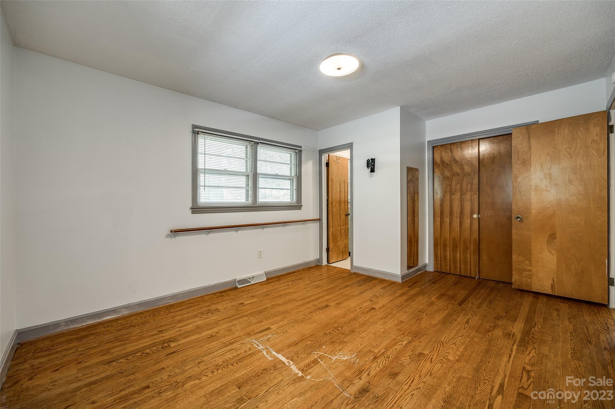 Eleanor Acres - Residential