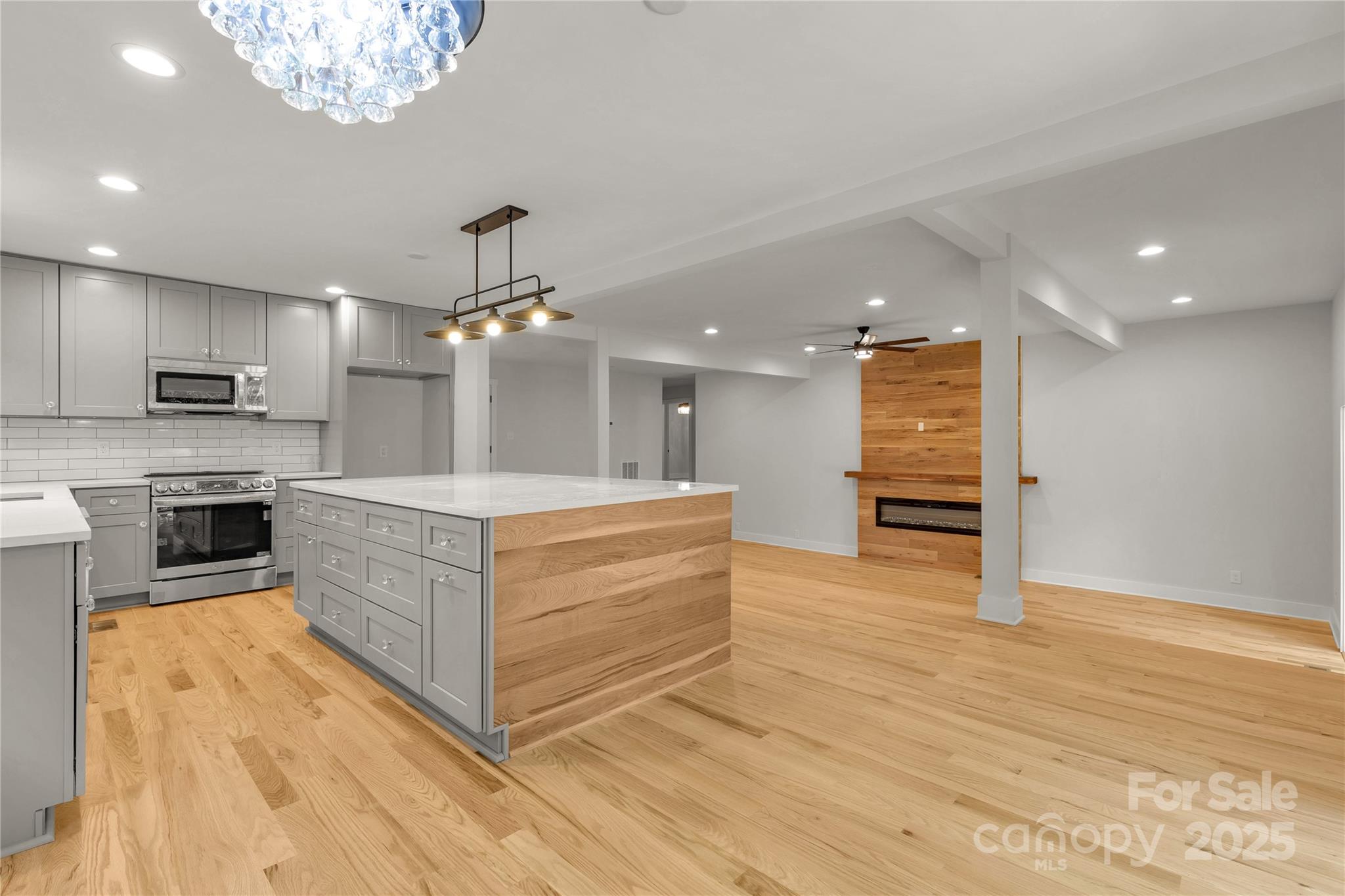 Tega Cay - Residential