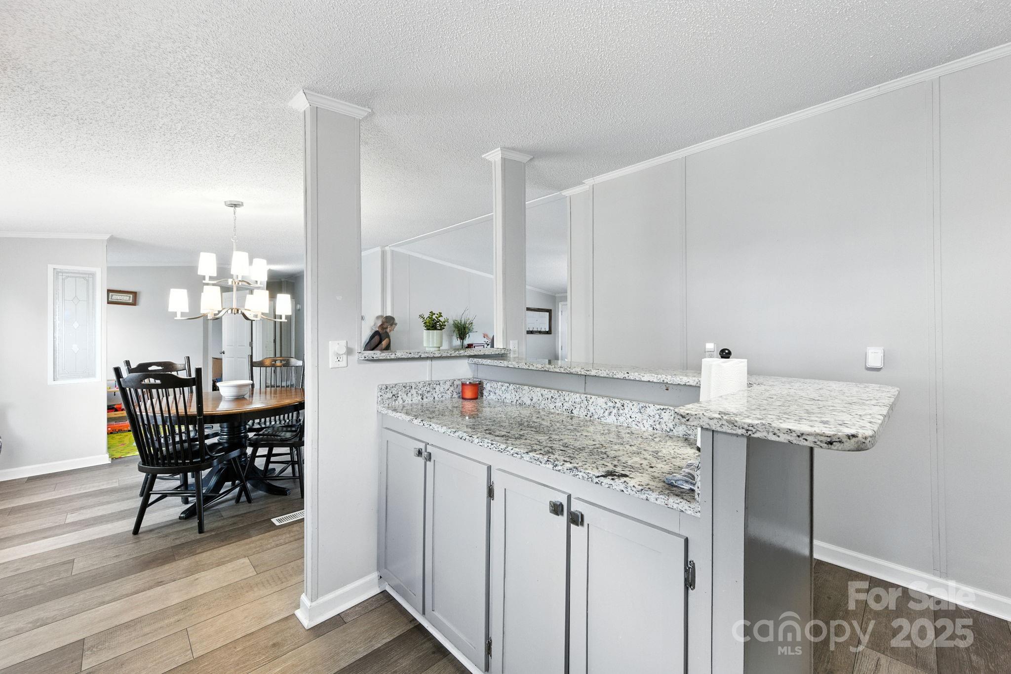 1001 Olde Creek Trail