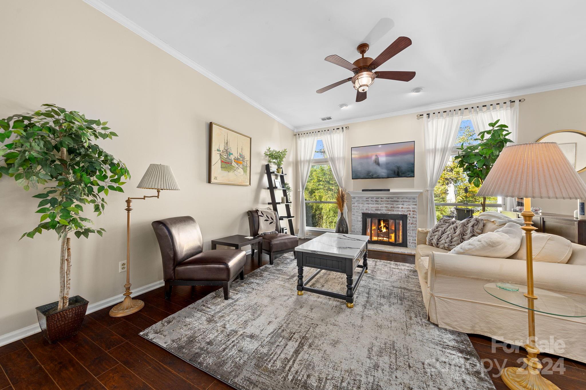 Olde Whitehall - Residential