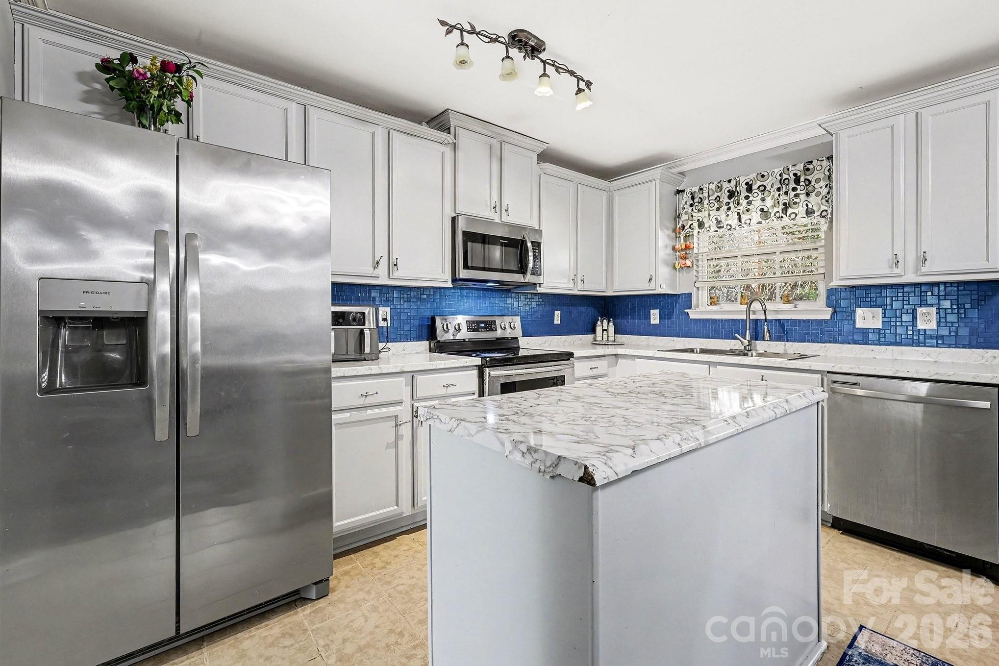 Reid Pointe - Residential