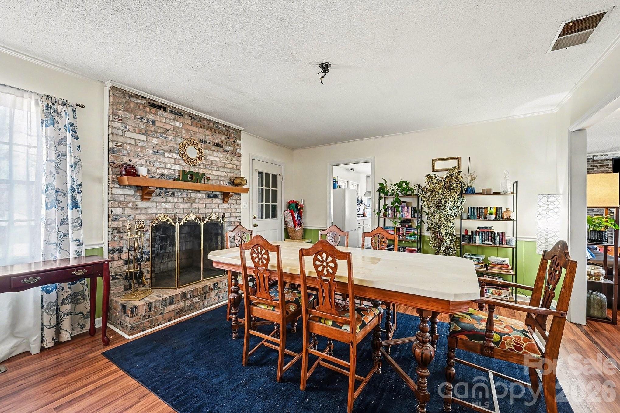 Wesson Heights - Residential