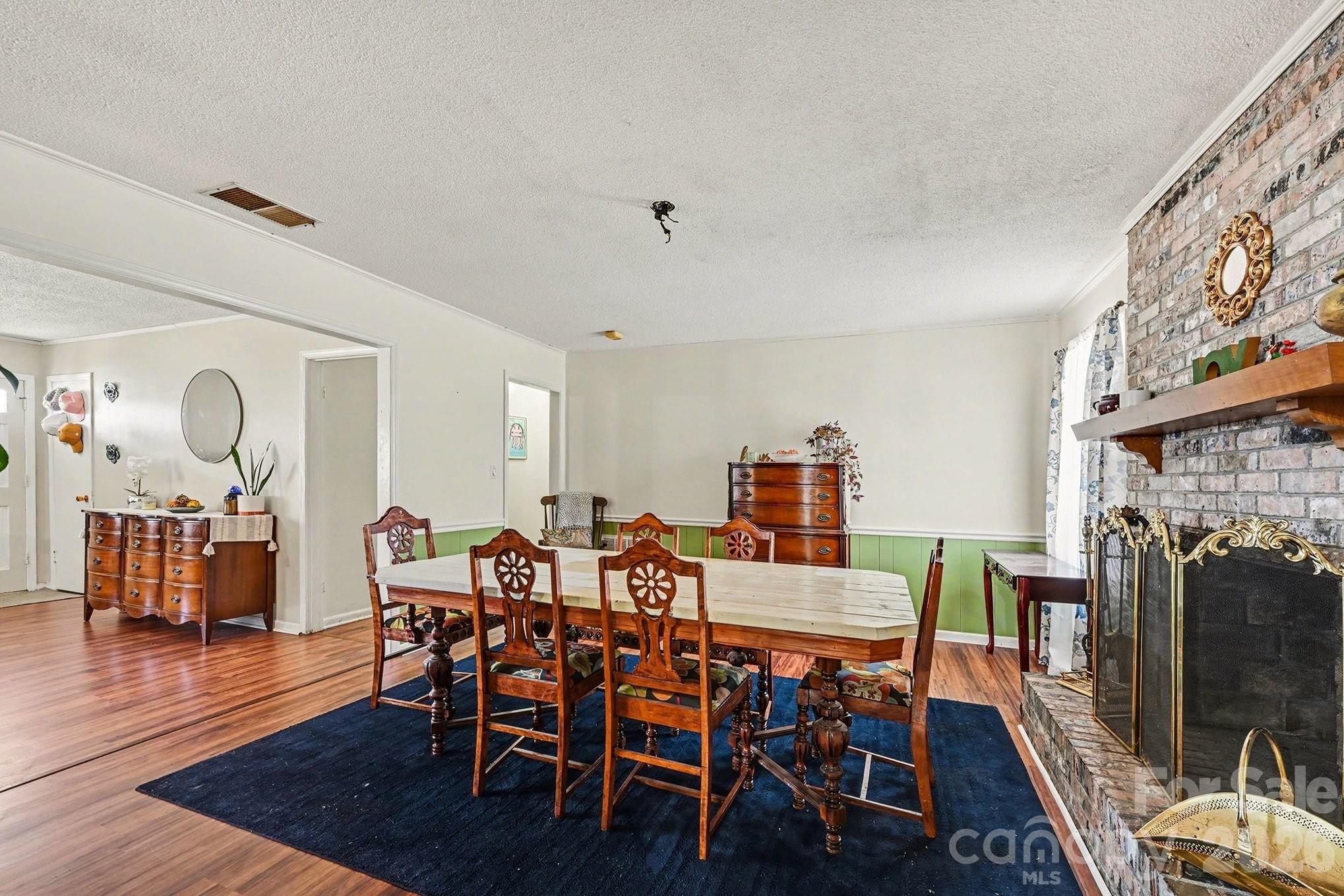 Wesson Heights - Residential