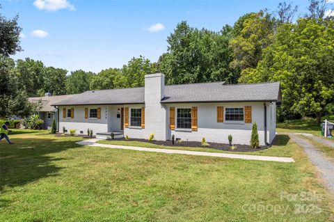1420 Lakedell Drive Charlotte NC 28215