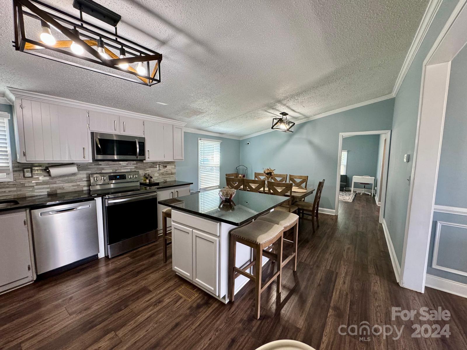 Kingsbury Square - Residential