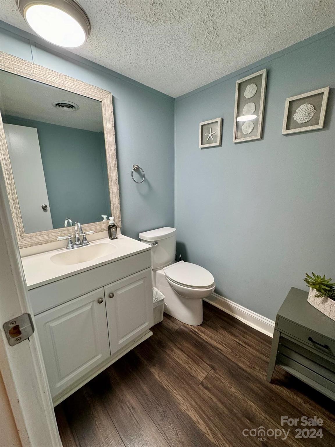 Kingsbury Square - Residential