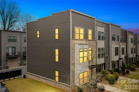 Photo of 563 Nantahala Drive, Charlotte, NC 28211 (MLS # 4421932)