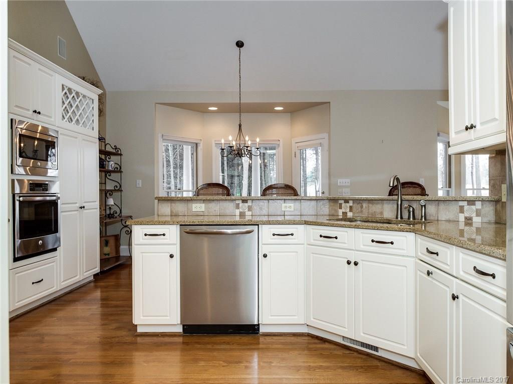 The Peninsula - Residential