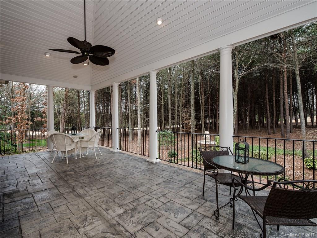 The Peninsula - Residential