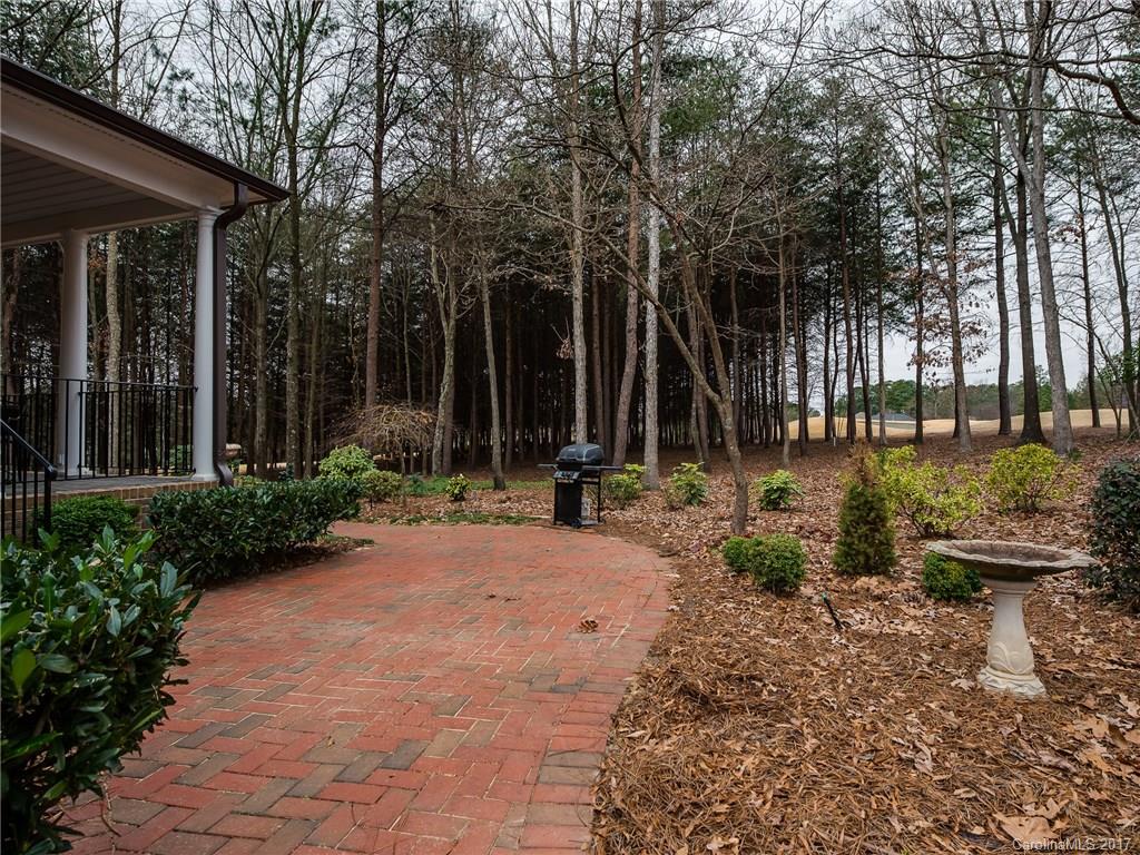 The Peninsula - Residential