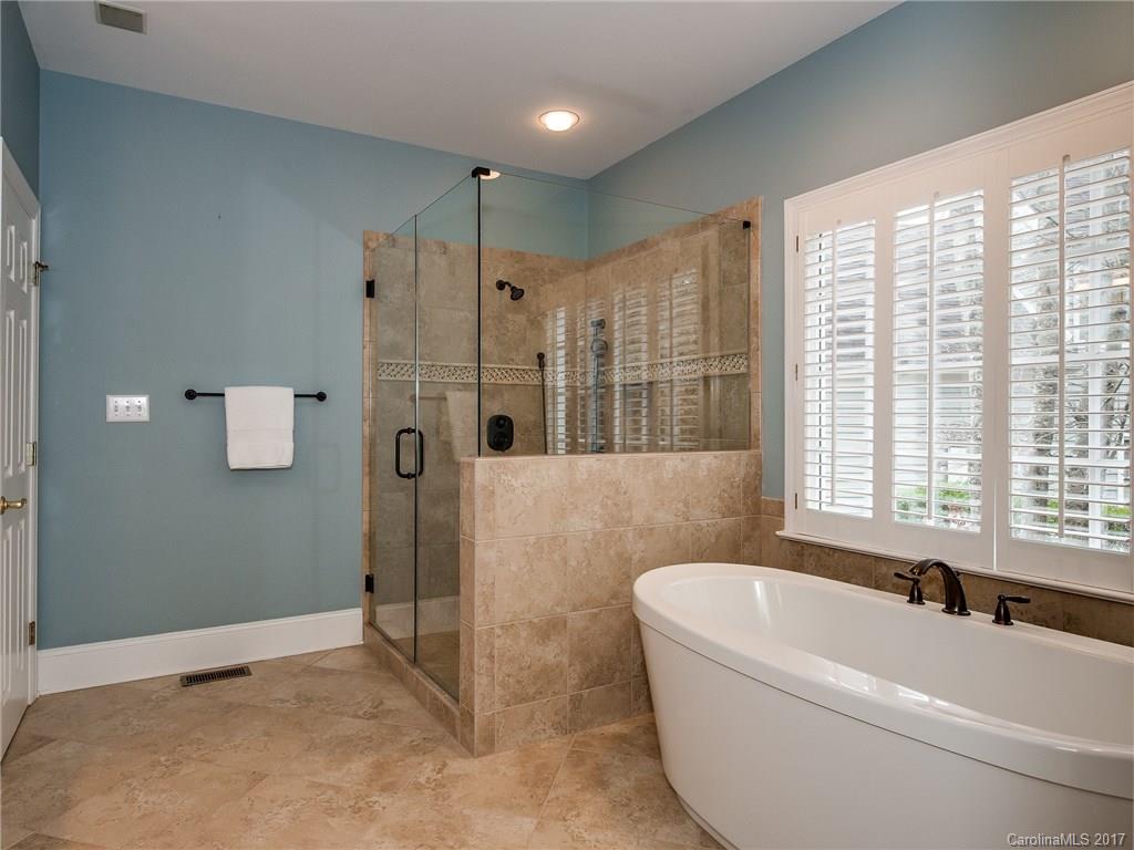 The Peninsula - Residential