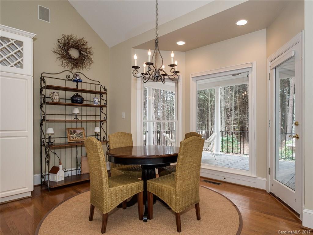 The Peninsula - Residential