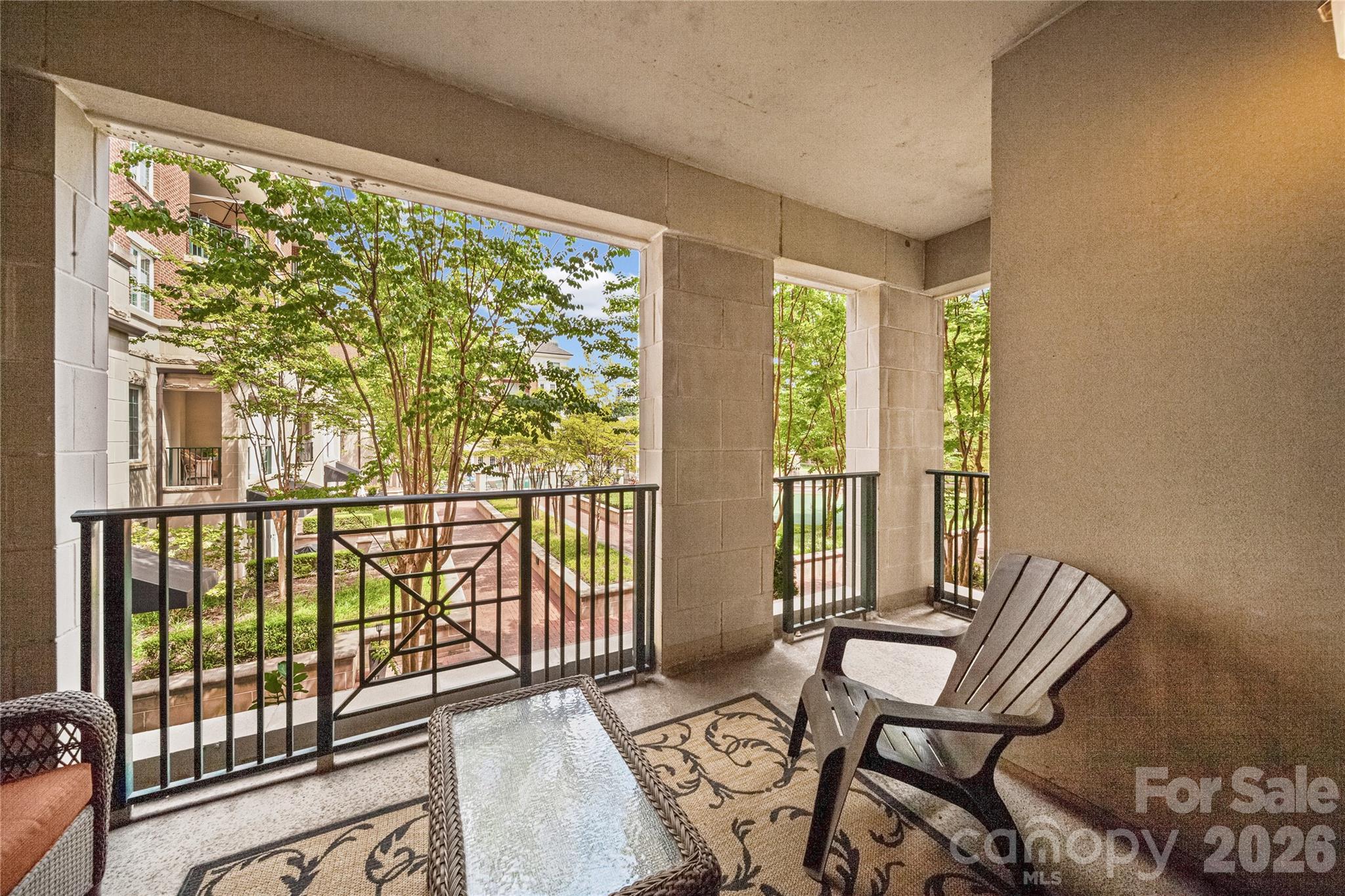 300 W 5th Street 228