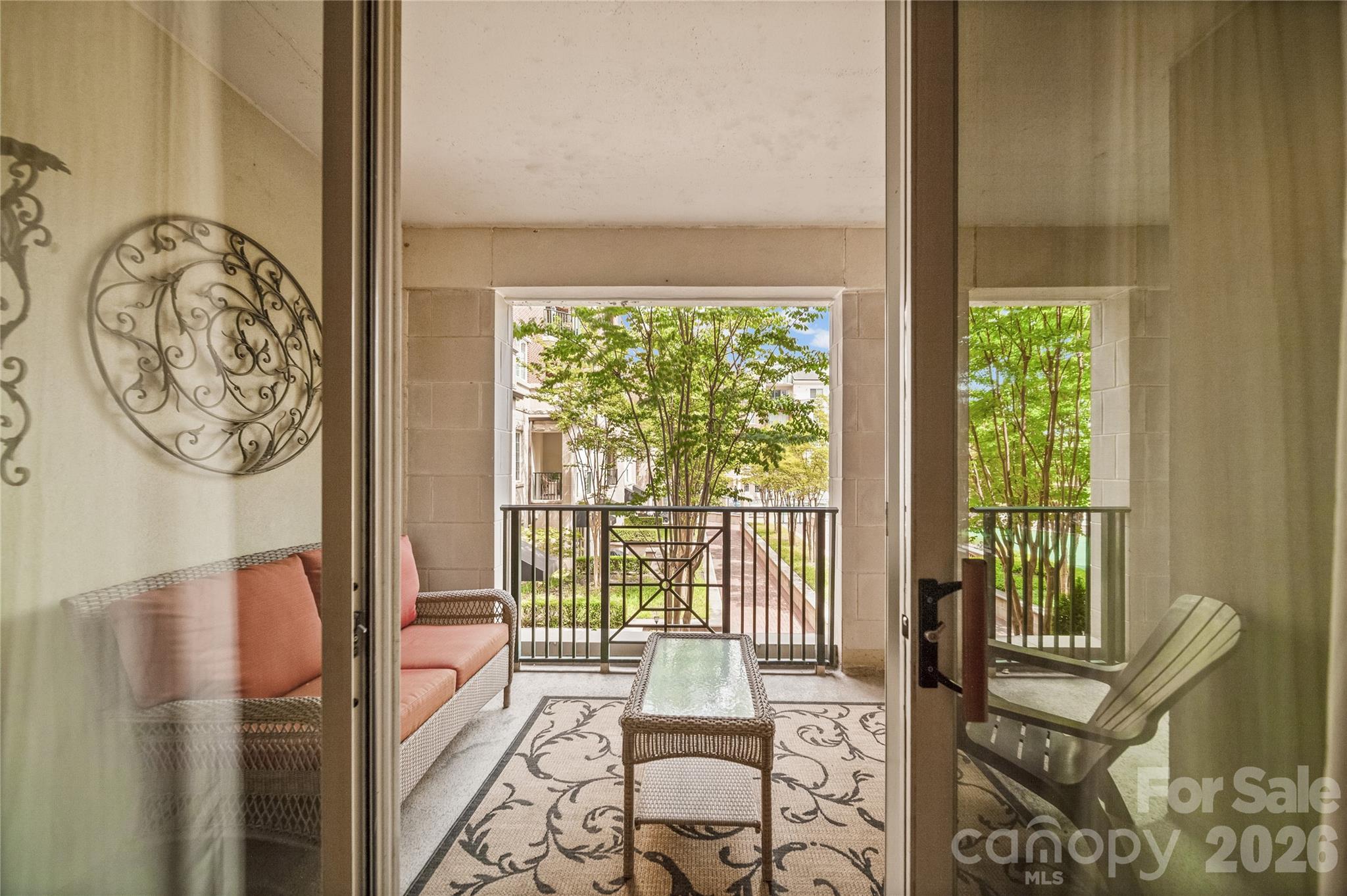 300 W 5th Street 228