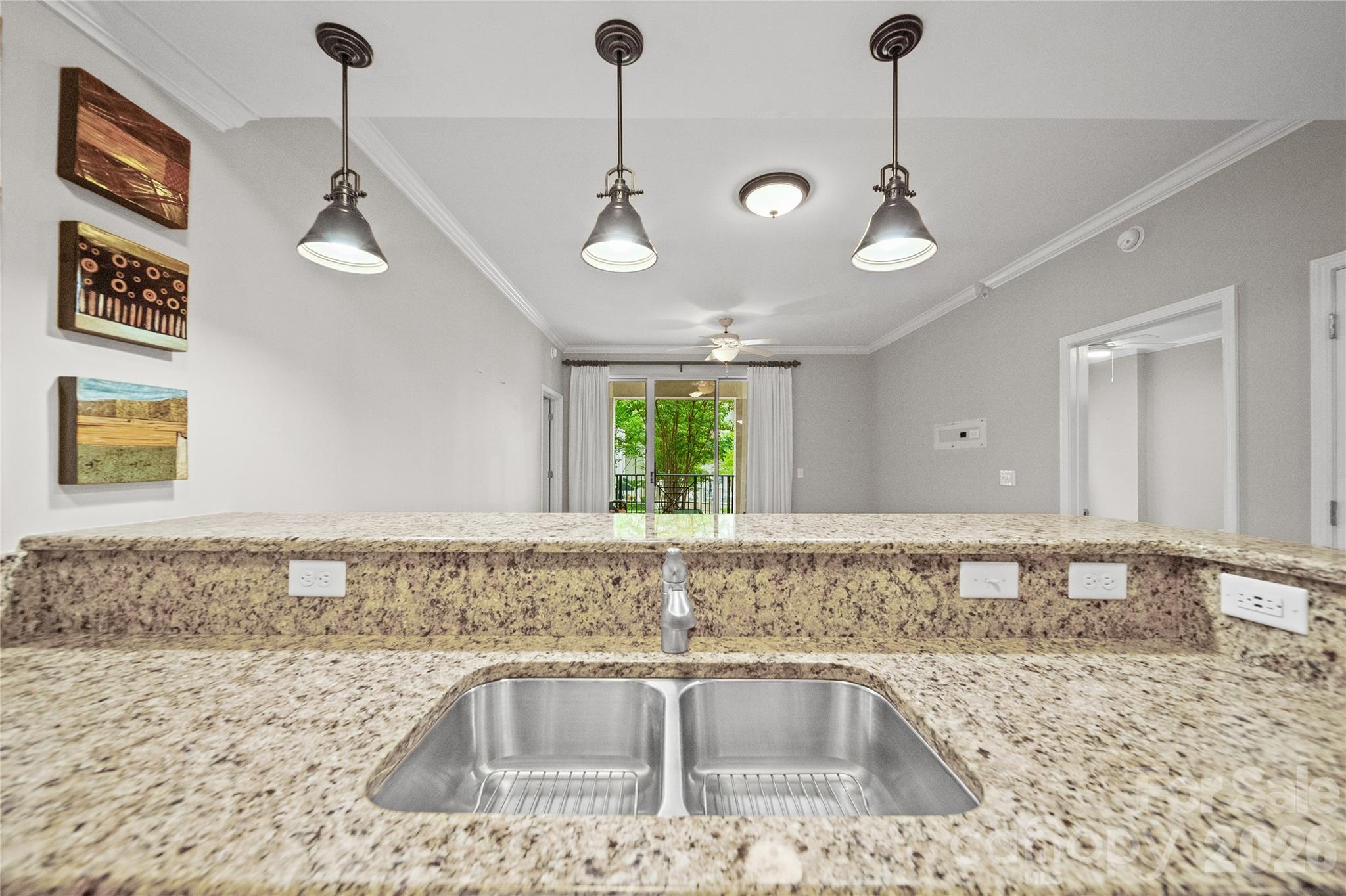 300 W 5th Street