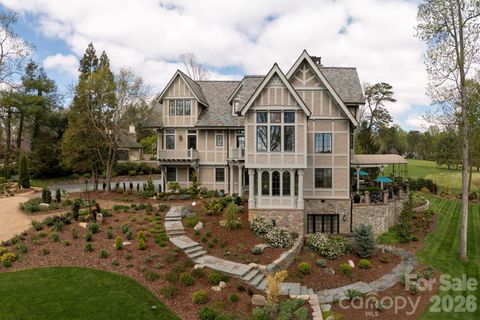 Photo of 8 Fairway Place, Asheville, NC 28803 (MLS # 4245541)