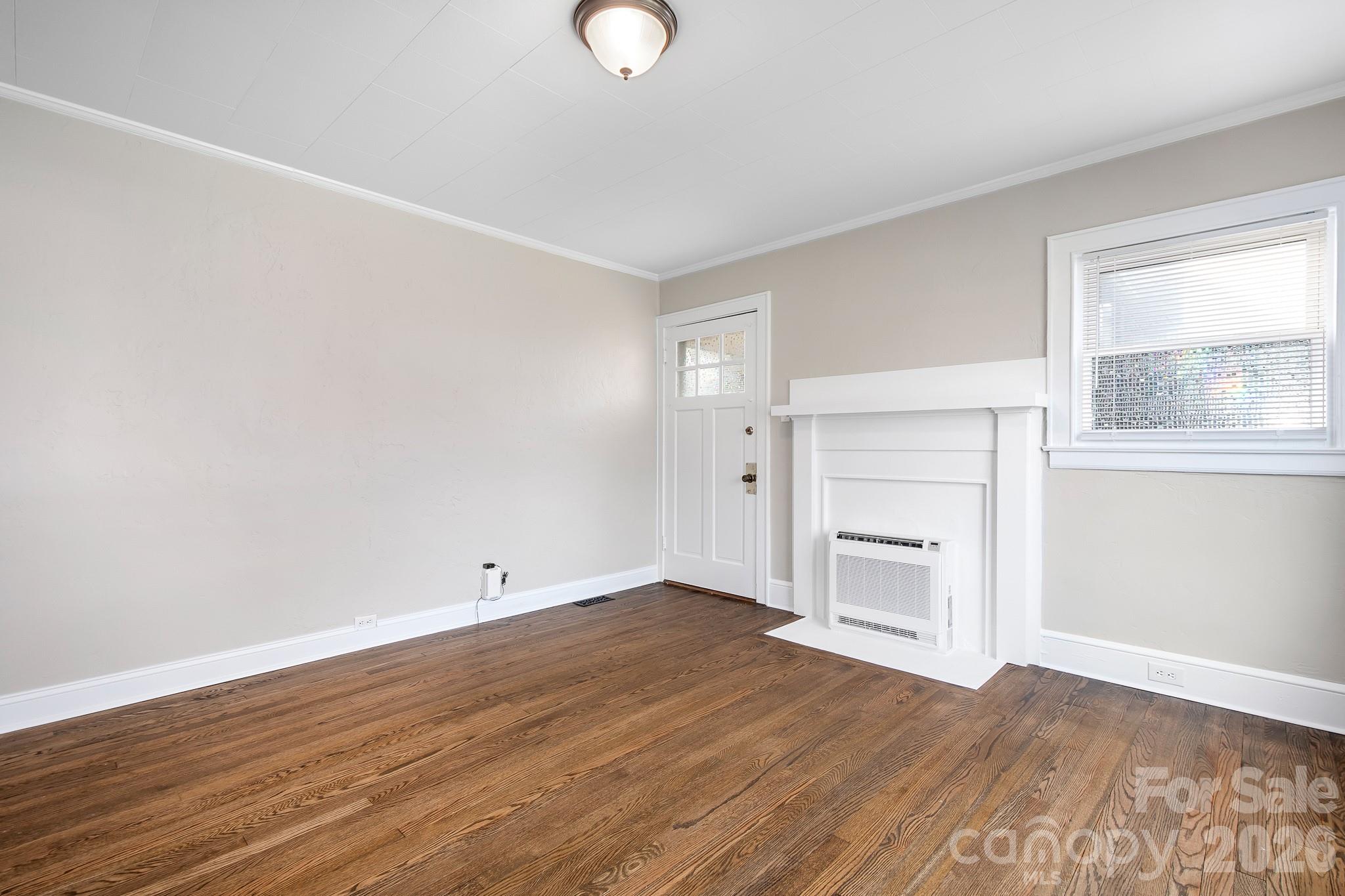 264 E Mcneely Avenue