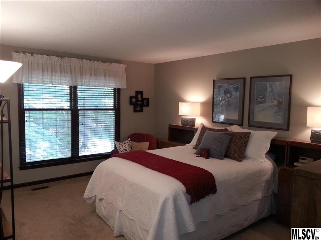 Huntington Downs - Residential