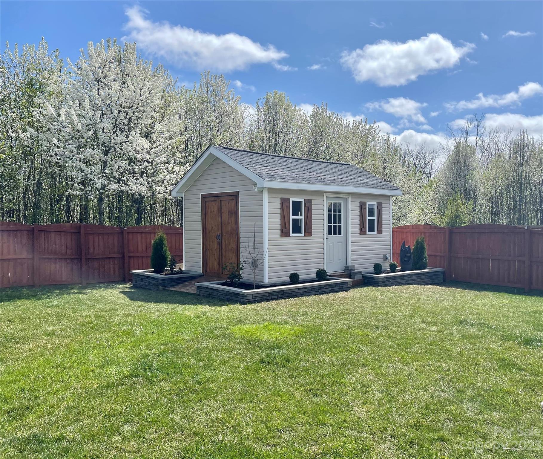 River Stone - Residential