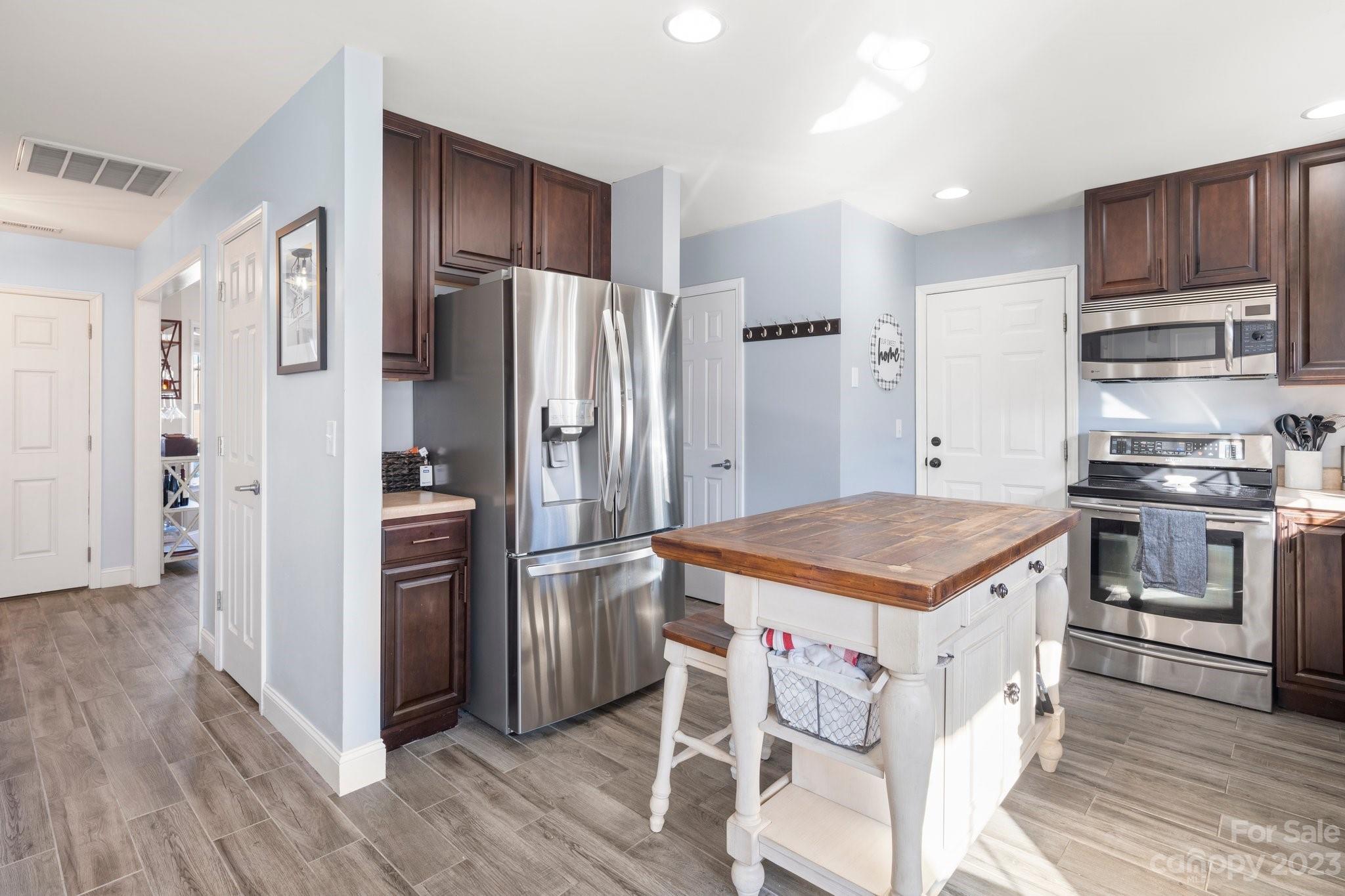 River Stone - Residential