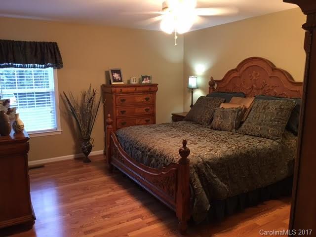 Allison Crossing - Residential