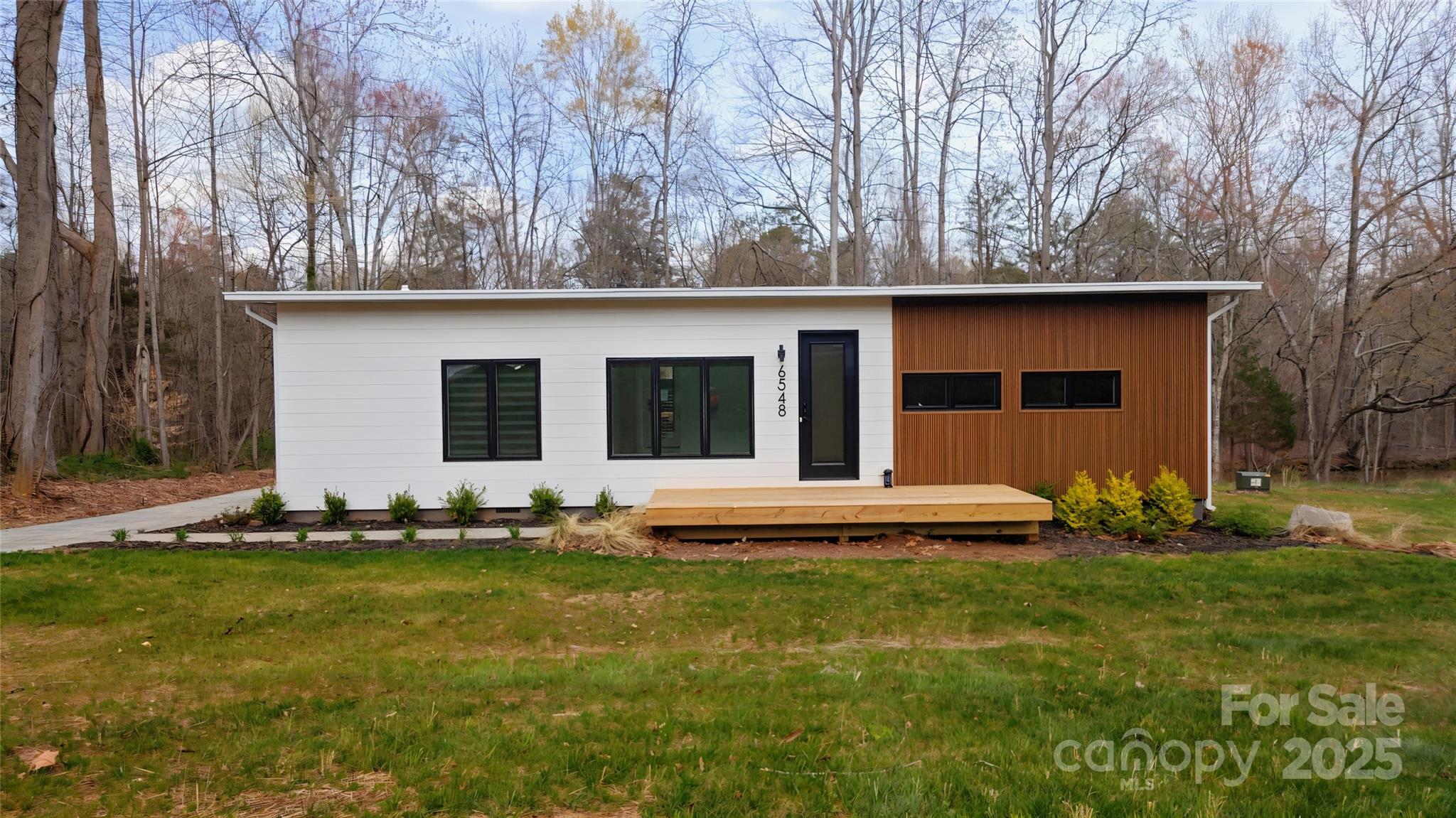 6548 Emerald Isle Drive