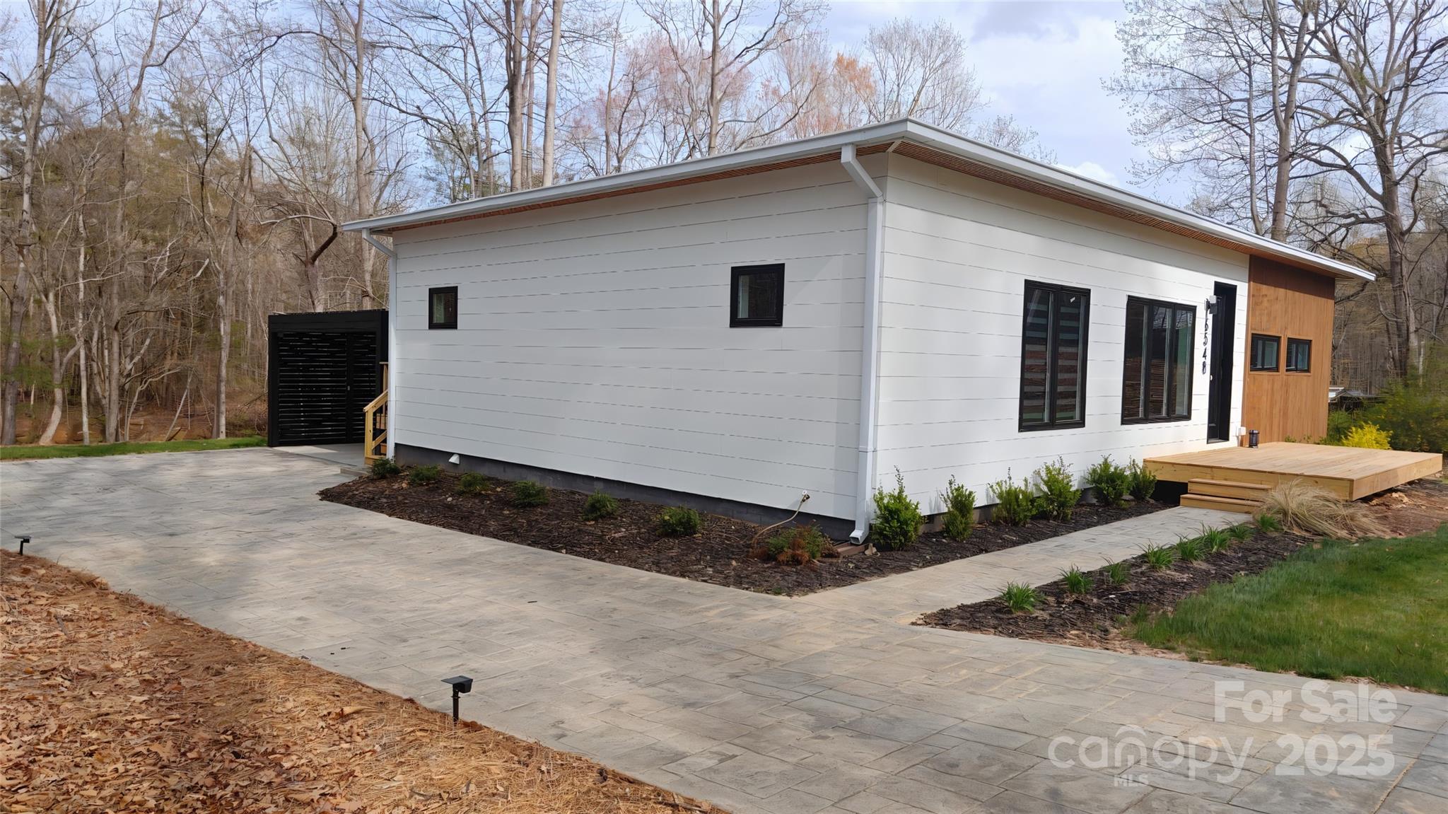 6548 Emerald Isle Drive