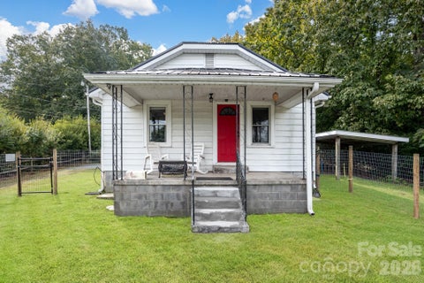 Photo of 585 Eastview Road, Salisbury, NC 28146 (MLS # 4430444)