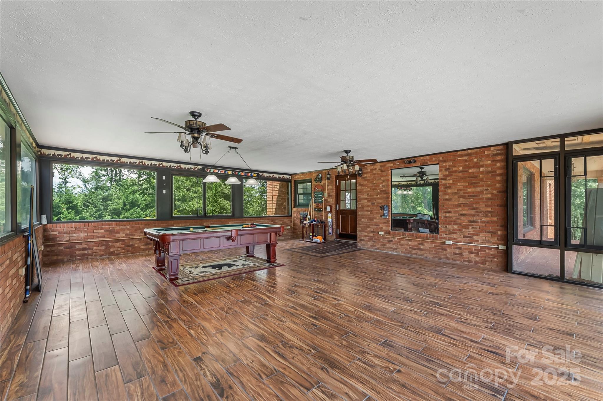 107 Dale Circle