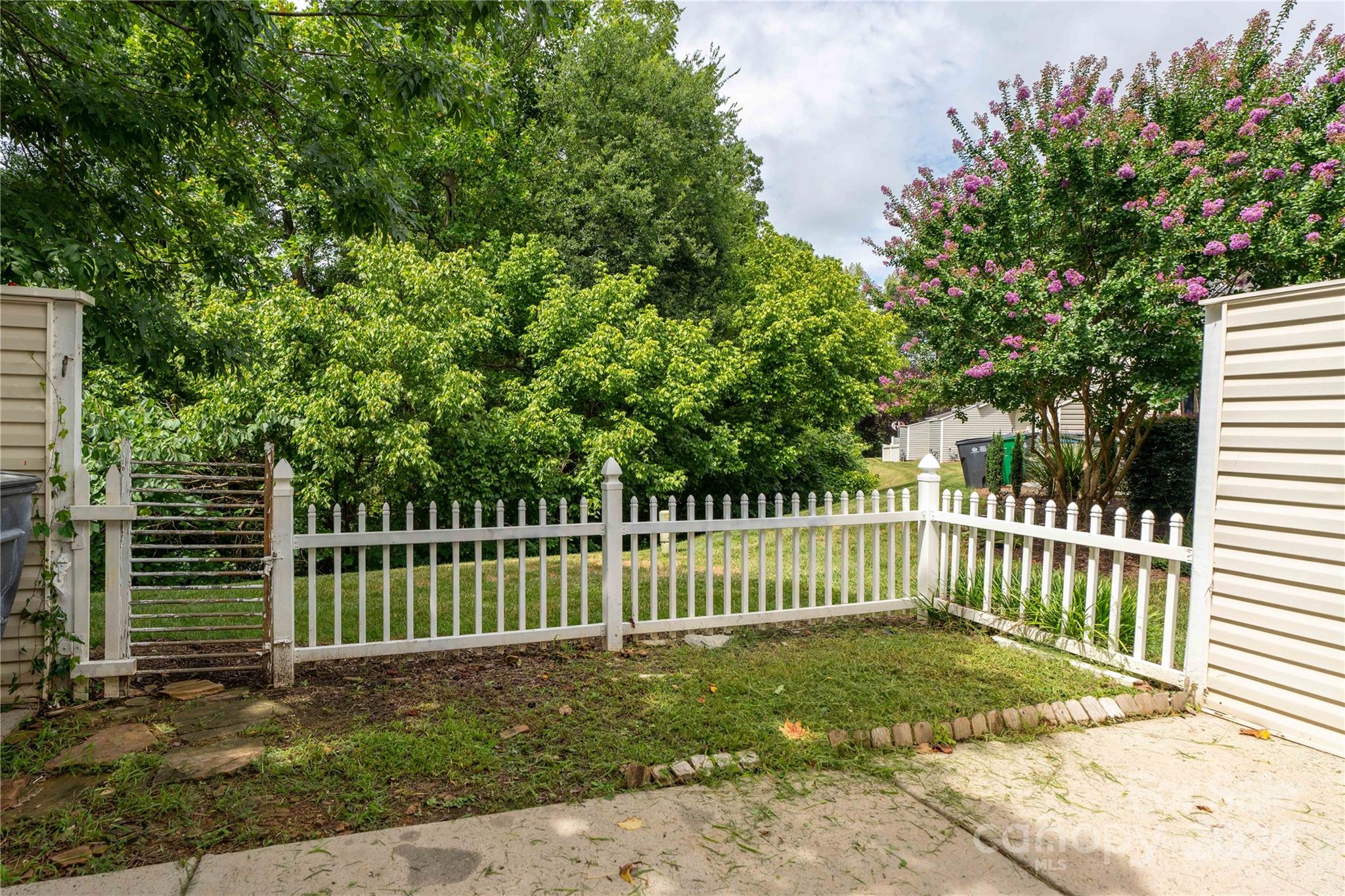Towne Meadows At Treyburn - Residential