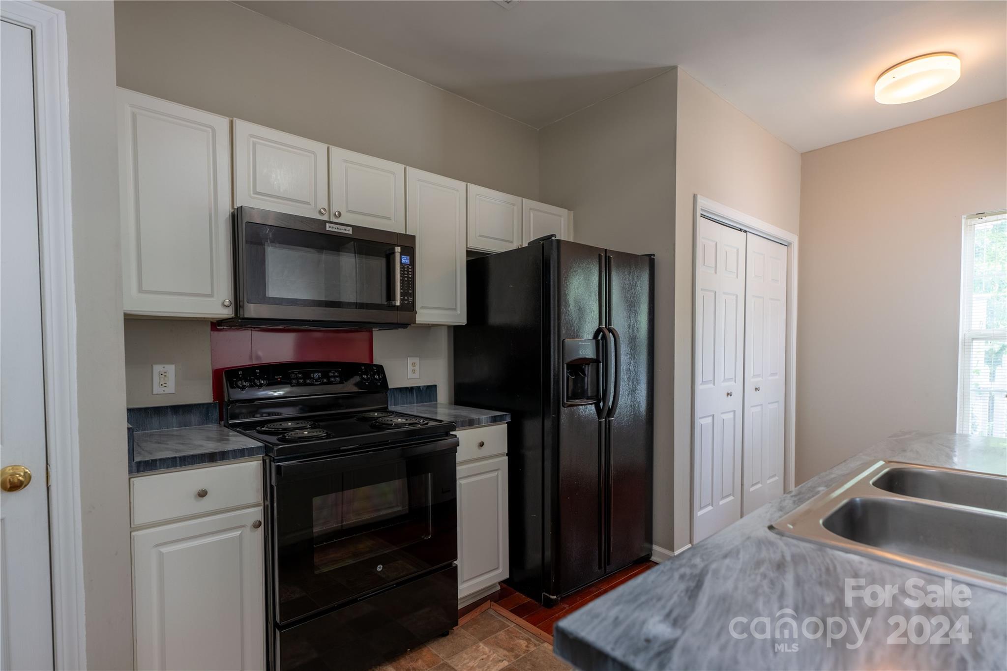 Towne Meadows At Treyburn - Residential