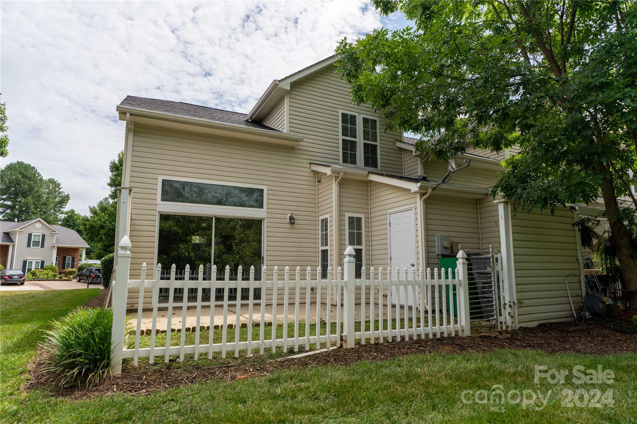 Towne Meadows At Treyburn - Residential