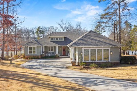 Photo of 16031 Little Ray Court, Charlotte, NC 28278 (MLS # 4098615)