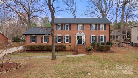 Photo of 16417 Kimbolten Drive, Huntersville, NC 28078 (MLS # 4329608)