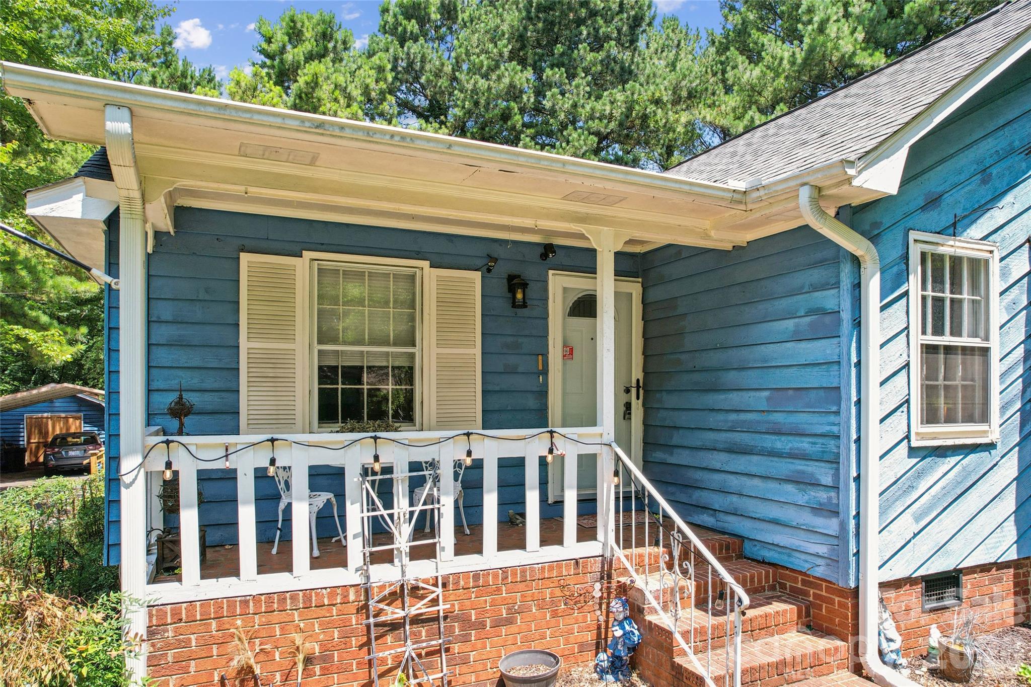 10219 Mountain Apple Drive