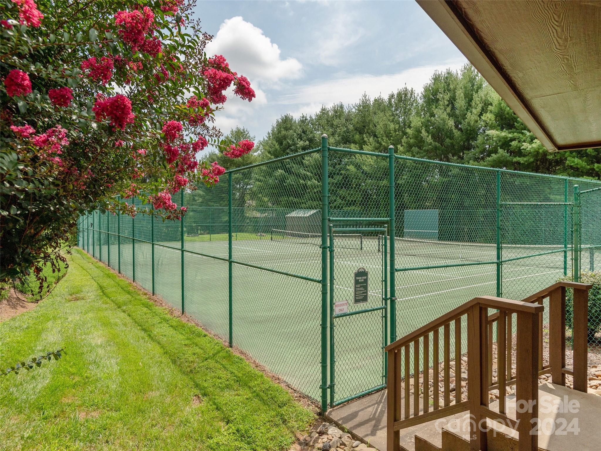 Wolfpen - Residential