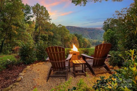 A home in Lake Toxaway