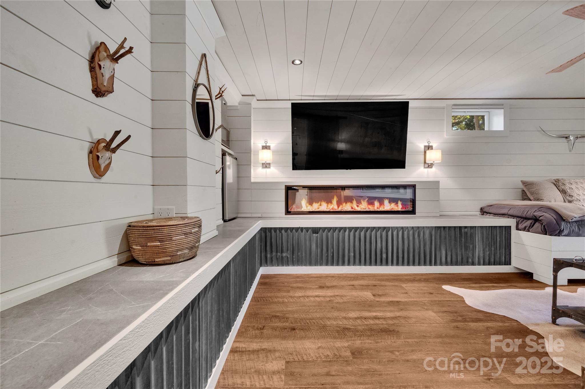 Lake Toxaway Estates - Residential