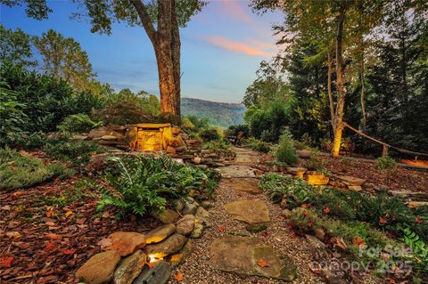 A home in Lake Toxaway