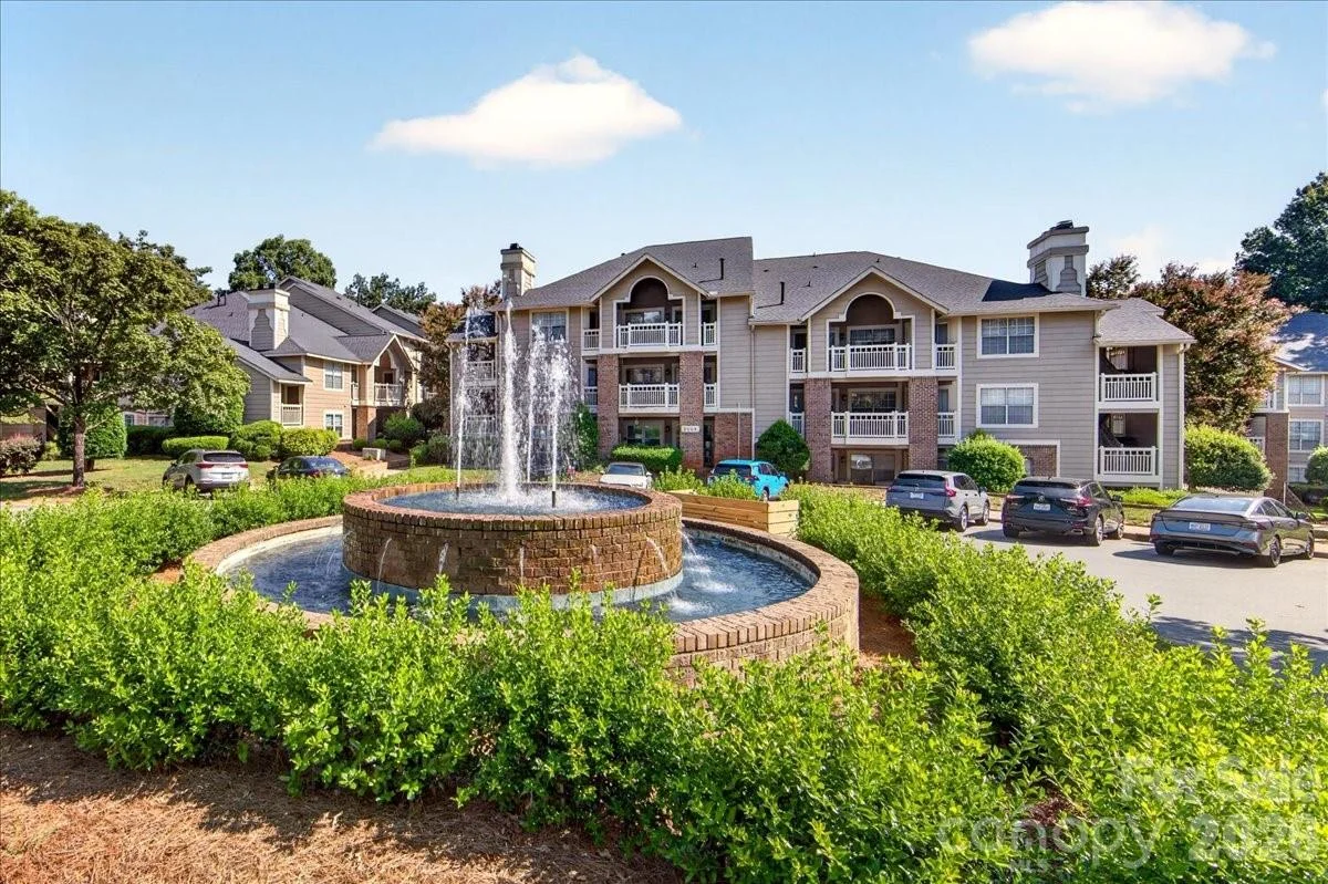 5011 Sharon Road Unit N, Charlotte, NC, 28210